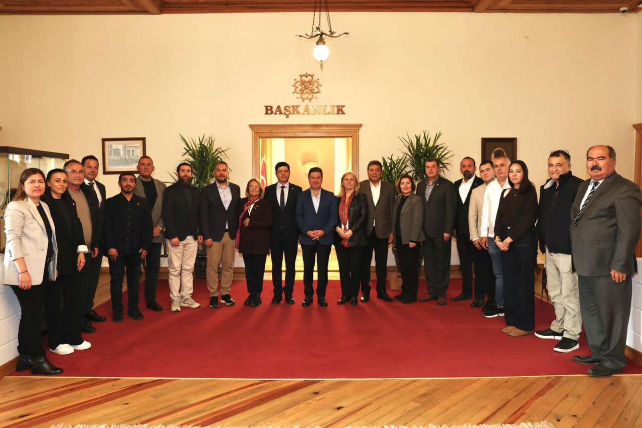 CHP Muğla İl Başkanlığı’ndan Büyükşehir, Menteşe ve Valiliğe Kurumsal Ziyaret 4